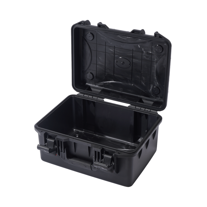 耐久性の高いパッド入り保護中型キャリーケース